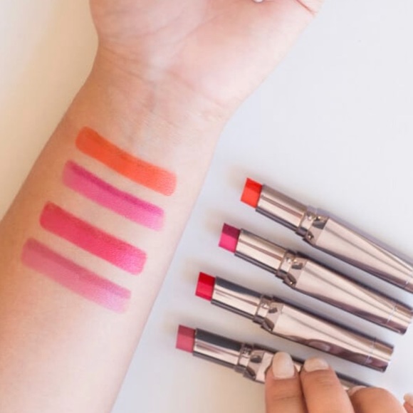 Benefit they're real! BIG sexy lip kit - Picture 3 of 5